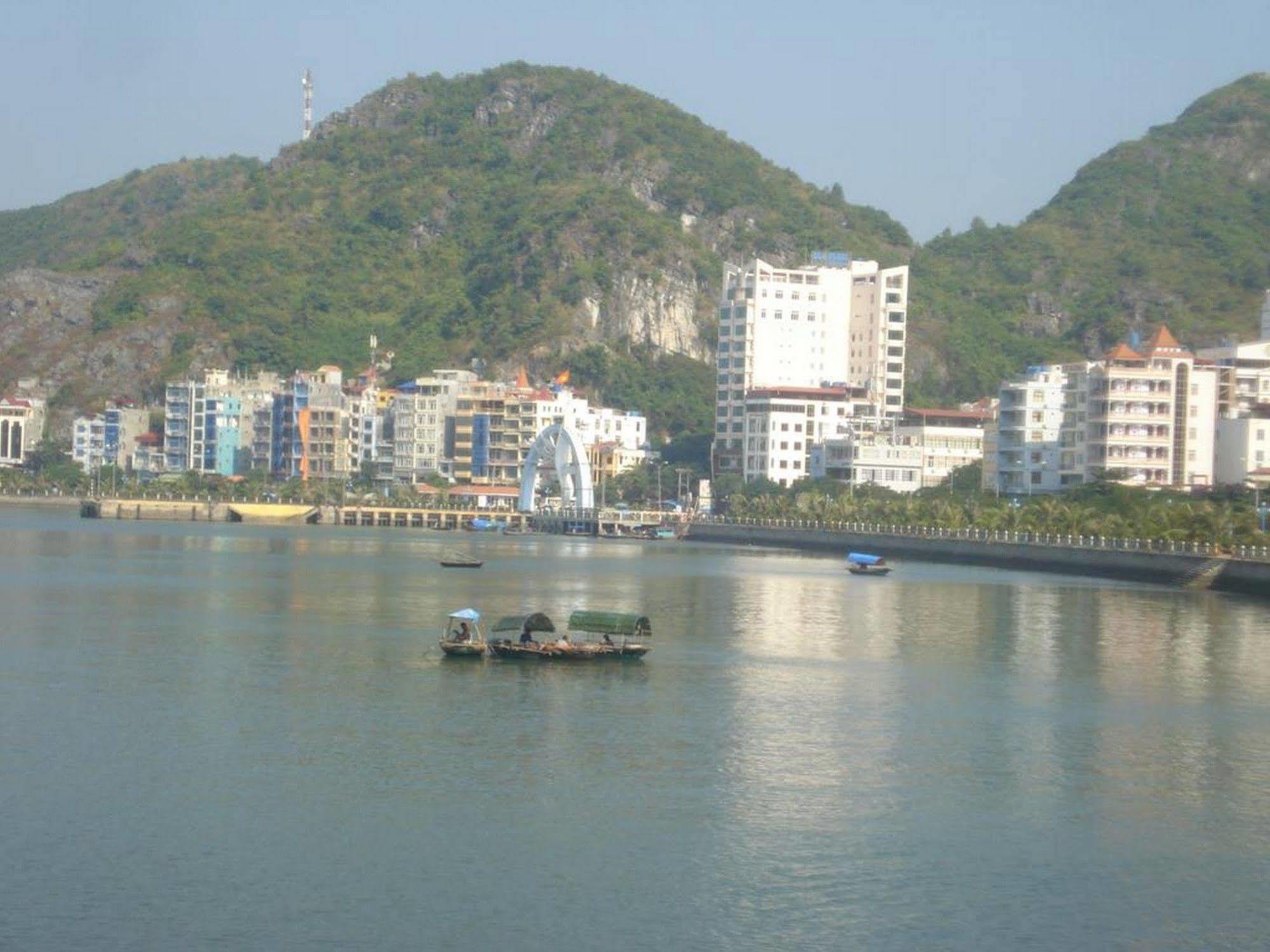 Hung Long Harbour Hotel Cat Ba Dong Khe Sau Dış mekan fotoğraf